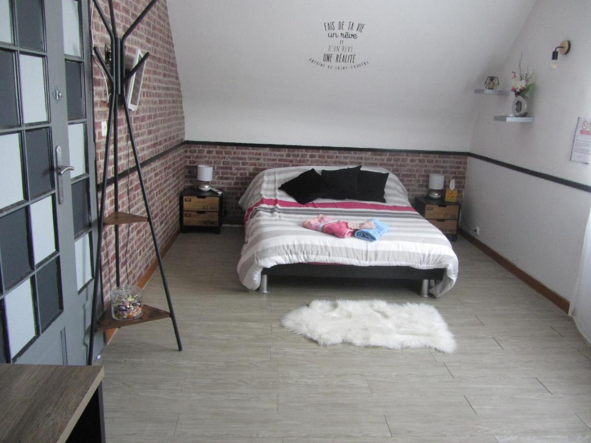 Chambres D'Hotes Des Bruyeres Collemiers Экстерьер фото